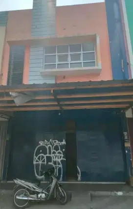 Disewkan Rumah di jalan Ciremai Raya