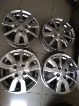 Velg bekas Honda Brio 4 pcs PCD 4x100