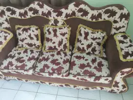 Sofa Bekas Masih Bagus