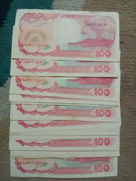 Uang kertas jadul seratus rupiah 30 Lembar