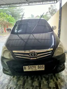 Jual cepat Innova G tahun 2010 A/T  bensin