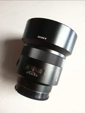 Sony Carl Zeiss 50mm F1,4 ZA SSM A-mount atau E-mount pake Sony LA-EA