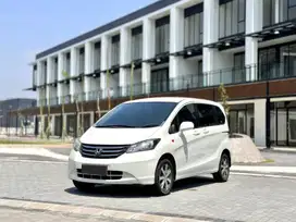 Honda Freed 2010 Bensin