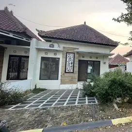 Rumah ngaliyan ready konsep bali jalan lebar cluster dekat Bandara