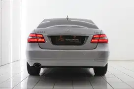 Mercy E250  E 250 CGI 2012, silver (D), istimewa, 60k