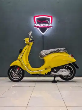 TERMURAH‼️ Vespa Sprint 150 ABS Kuning favorit Mustika motoshoo