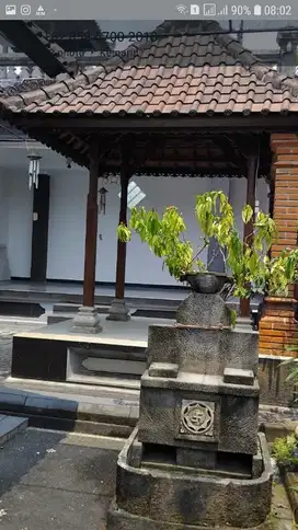 disewakan rumah di jantung kota gianyar dengan halaman luas