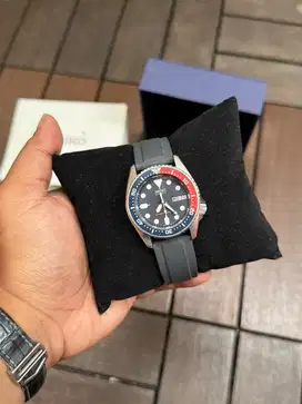 Jam tangan bekas seiko diver skx 015 pepsi mid size