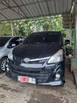 Avanza Veloz Matic 2012