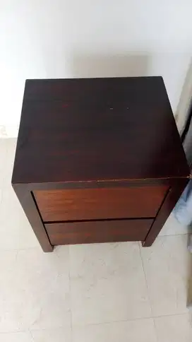 Nakash / Bed Side Table :