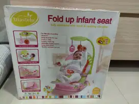 Fold up infant seat