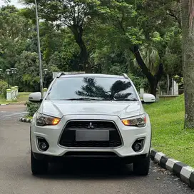 [120.XXXKM!!] MITSUBISHI OUTLANDER 2.0 PX