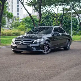 Mercy Mercedes Benz C200 Avantgarde EQ 
Boost W205 2019