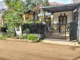 rumah siap huni dan jarang ada di arcamanik