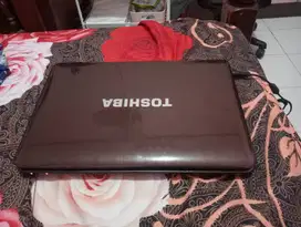 Jual laptop normal merk toshiba