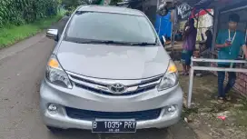 Toyota Avanza 2015