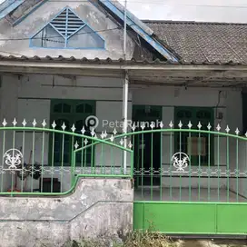 DIJUAL RUMAH JALAN PLATINA RAYA KOMPLEK TITIMAS PERMAI (Indra)