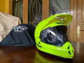 Helm Trail Fly - Helm KLX CRF YZ 250 D TRACKER (MASIH SEPERTI BARU)