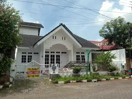 Dijual Rumah Bebas Banjir Di Srondol Bumi Indah Banyumanik Semarang