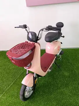 SEPEDA LISTRIK AIMA Q102 JARAK 70/75km kecepatan 25km/h 400W