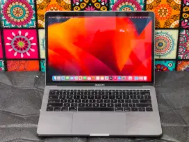 Macbook Pro 2017 Non Touchbar/Intel Dual Core i5/RAM 8GB/SSD 128GB