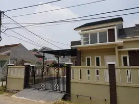 Dijual rumah villa nusa indah 2