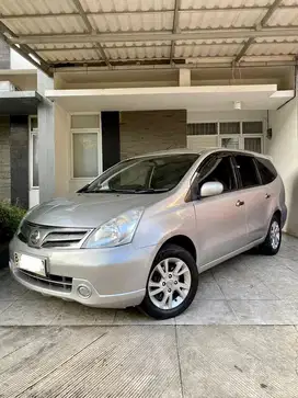 Grand livina 2012 sv AT