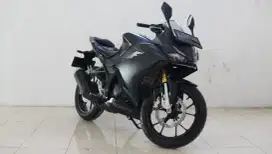 Honda cbr 150r 2021 bergaransi mesin 5000km