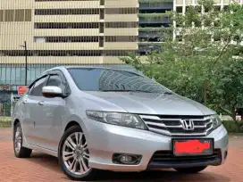 Honda City E a/t 2013 Dp 8 jt ang 3,8 jt