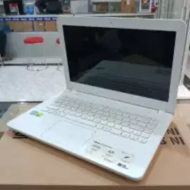 Laptop asus vivobook a442u Core i3 gen 7 Nvidia 930mx Gaming n Editing
