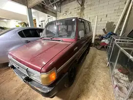 Toyota Kijang 1993