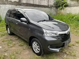 avanza manual 2017  km low