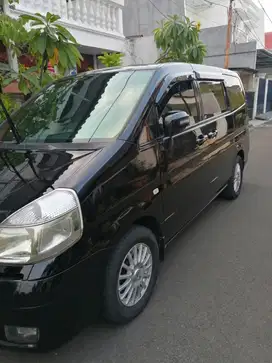 Nissan Serena 2009 Bensin