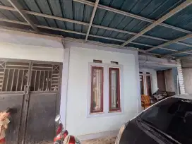 DIJUAL RUMAH PINGGIR JALAN UTAMA