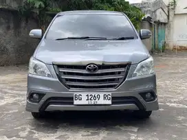 Toyota Kijang Innova 2.0 V Bensin AT 2014