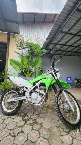 DIJUAL CEPAT TURUN HARGA KAWASAKI KLX 230 Tahun 2019 KM 8000