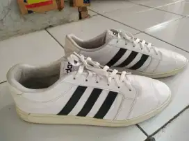 Sepatu pria adidas ori size 44