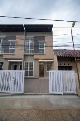 Rumah Baru Ready Stock Di Cisaranten Kulon Arcamanik