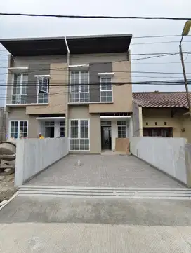 Rumah baru modern 4 kamar di cisaranten