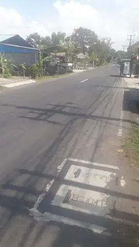 Di kontrakan. tanah jalan raya Waribang, Denpasar, Bali