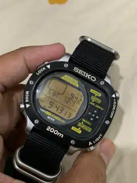 Seiko M726 Digital Diver Watch