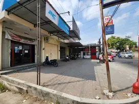 Ruko murah strategis dan pekarangan luas di jalan imogiri timur jogja