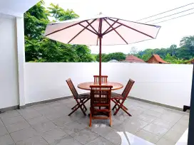 Meja payung taman cafe