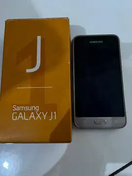 Samsung j 1 duos