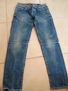 Celana jeans logo Asli