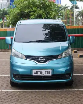 Nissan Evalia XV at Rare colour 2013