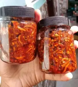 Aneka sambal, cumi, cakalang, teri + Pete, sambal matah, dll