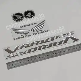 Sticker Timbul VARIO 125 Silver Chrome Emblem Wings Sayap Honda Silver