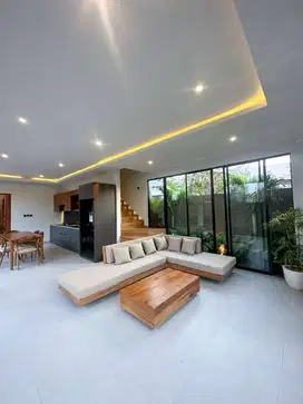 Leasehold Villa Mewah 2 Lantai dgn Kolam Renang di Mengwi