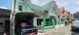 Rumah di perumahan nogotirto jalan godean